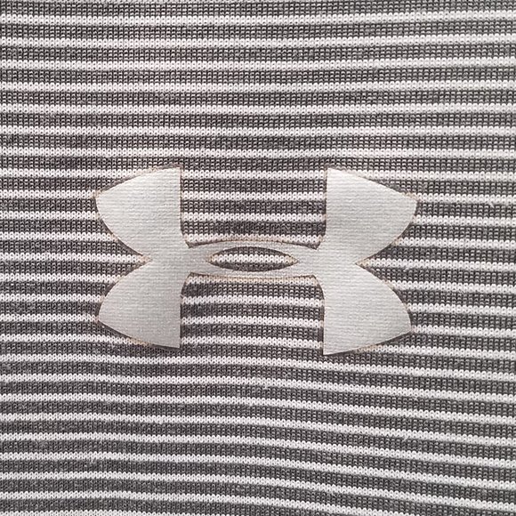 Under Armour heatgear Loose Micro Stripe 1/4 Zip Shirt - Picture 4 of 5